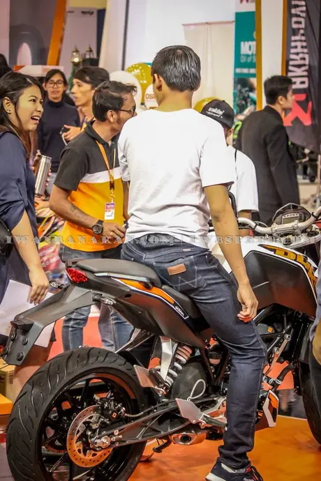 KTM Duke dan RC200 (34)