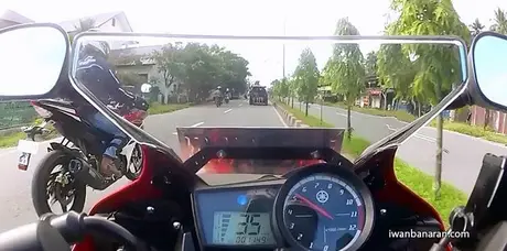 YZF_R15