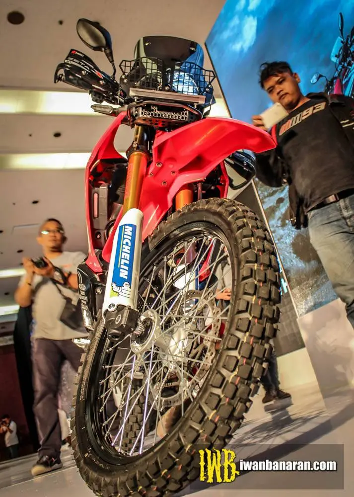 Mega gallery Honda new CRF250 Rally….USD Showa 43mm, kokoh tenan