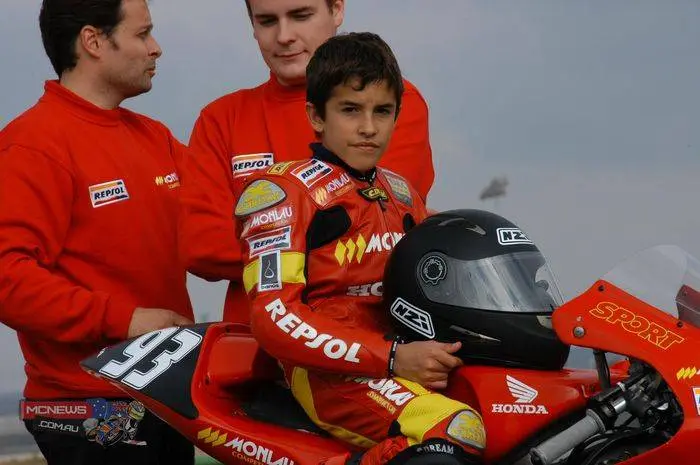 Adu data performa Marc Marquez vs Valentino Rossi di 200 GP pertama, inilah faktanya