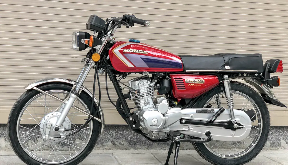 Penampakan Honda “GL 100 reborn” dengan label CG125…ediann klasik tulen cakk