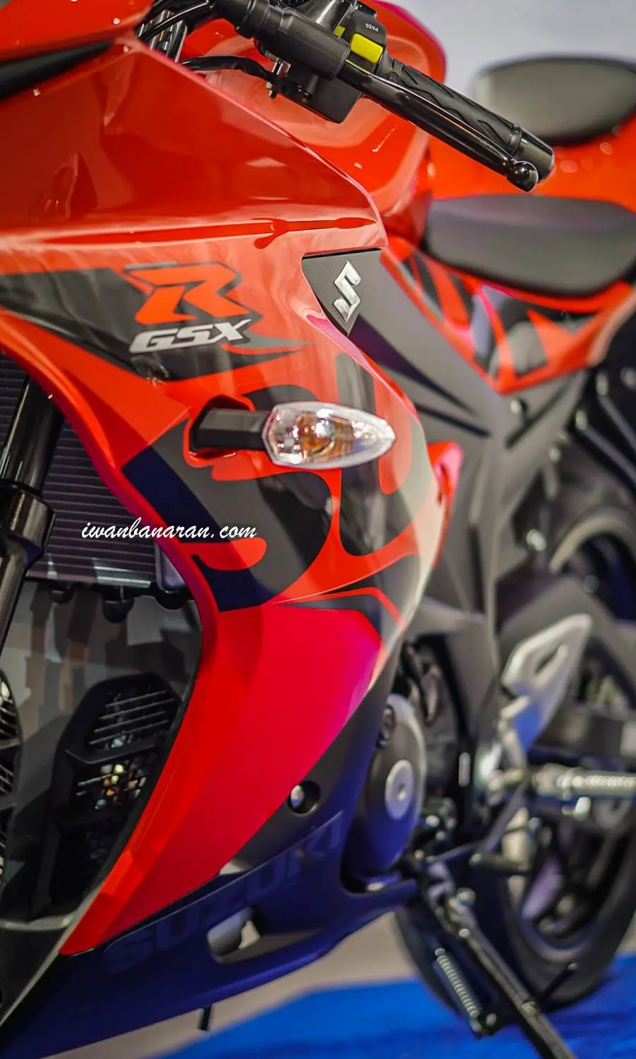 Mega gallery Suzuki new GSX-R150 warna 2018, warna putih hilang
