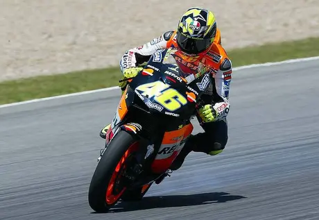 Shuhei Nakamoto….Honda siap berikan Rossi factory bike!…
