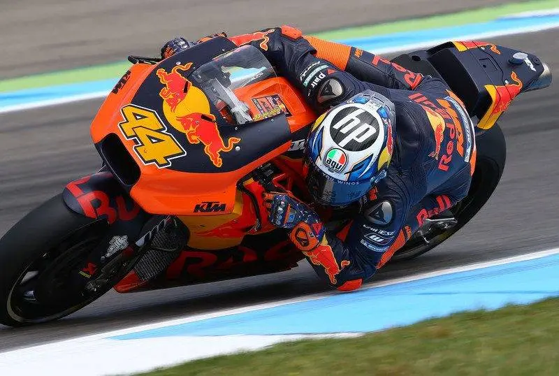 Gunakan sasis dan komponen baru, Pol Espargaro puji KTM RC16 !