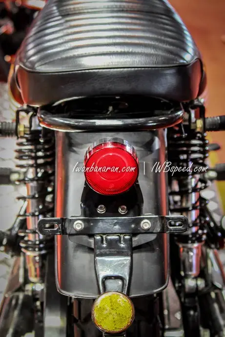 Viar Scrambler 400 (16)