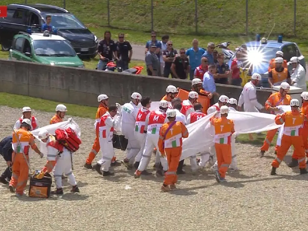 Video rekaman Michele Pirro crash pada kecepatan 350 km/jam, mulesss cakkk