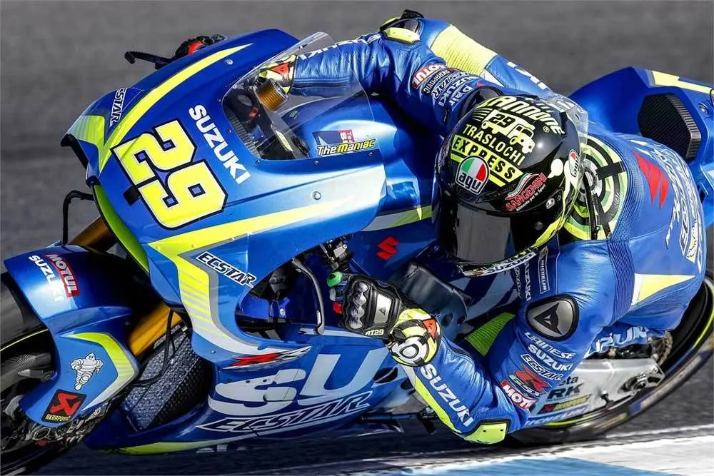 Bos Suzuki Motogp angkat bicara soal performa Andrea Iannone yang kurang cemerlang……