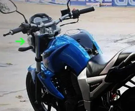 Yamaha new Vixion 2012, perkawinan desain Byson dan YZF-R15 V2??…
