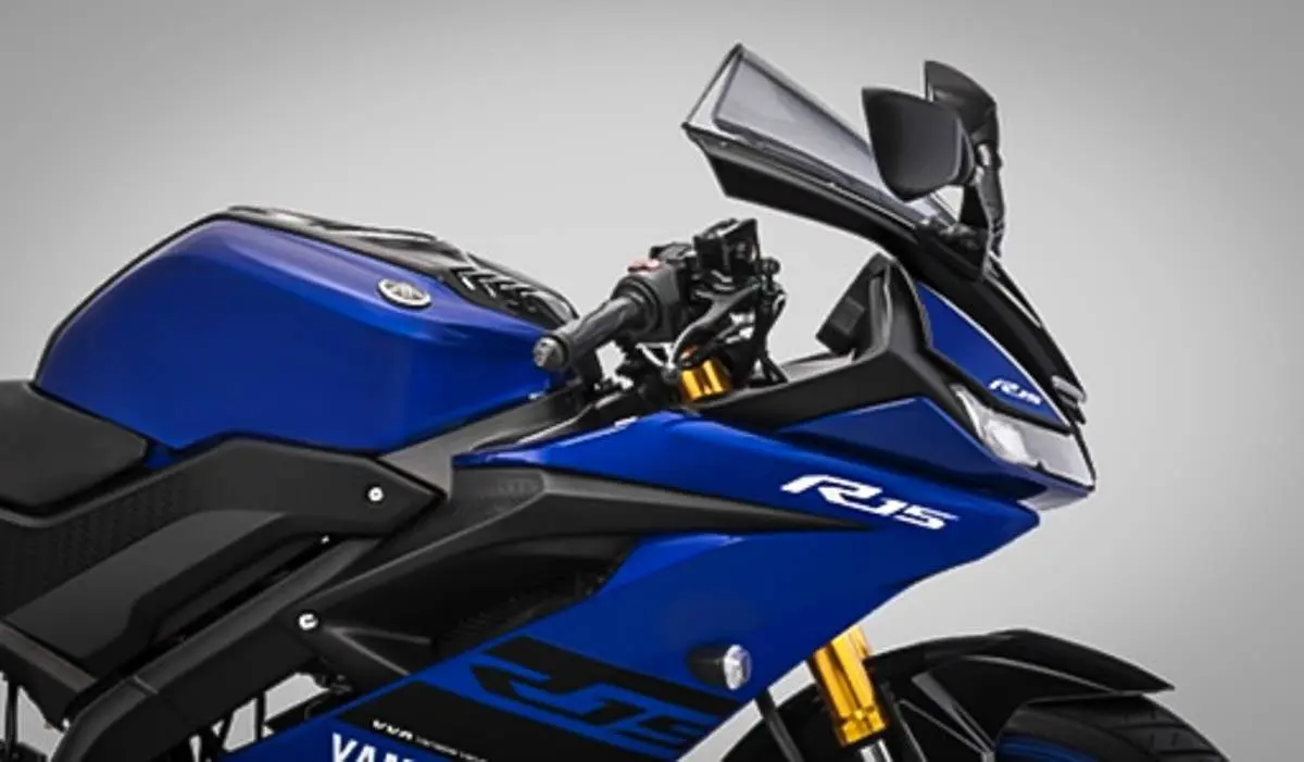 Yamaha resmi rilis new R15 2018 dengan USD warna gold, berikut foto detilnya