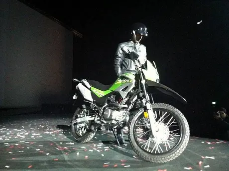 Hero MotoCorp menggebrak dengan motor trail dan matic anyar! —