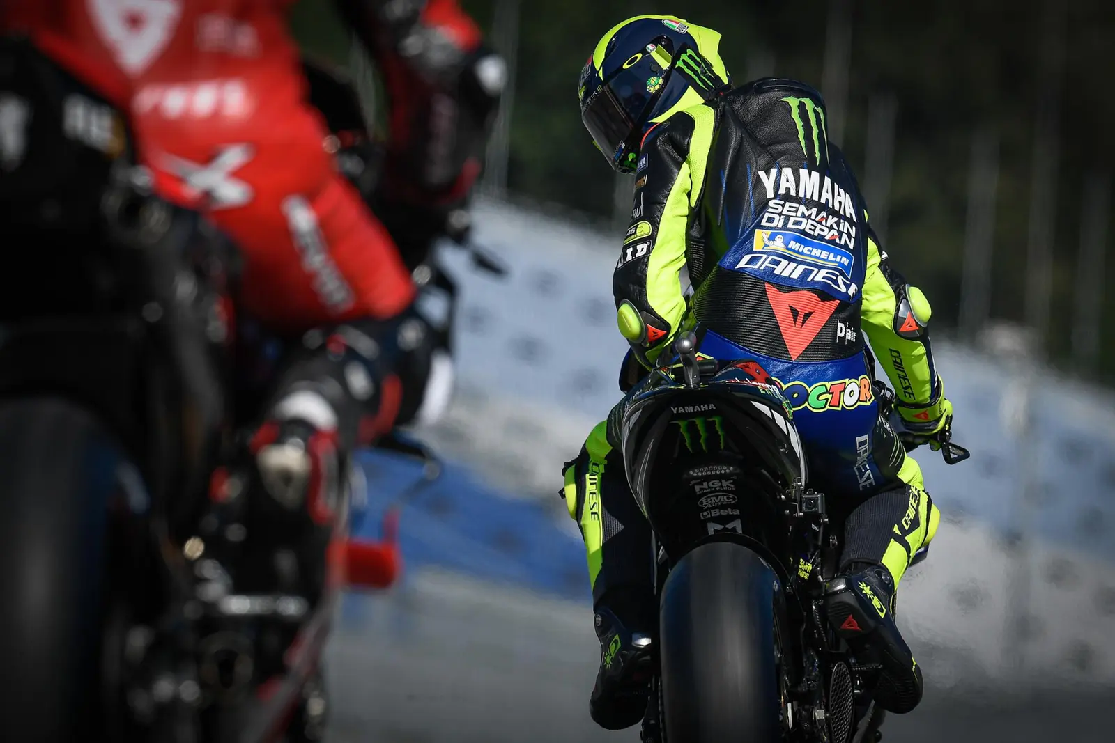 Rossi dan Quartararo akui rem Yamaha bermasalah, salah Brembo ?!