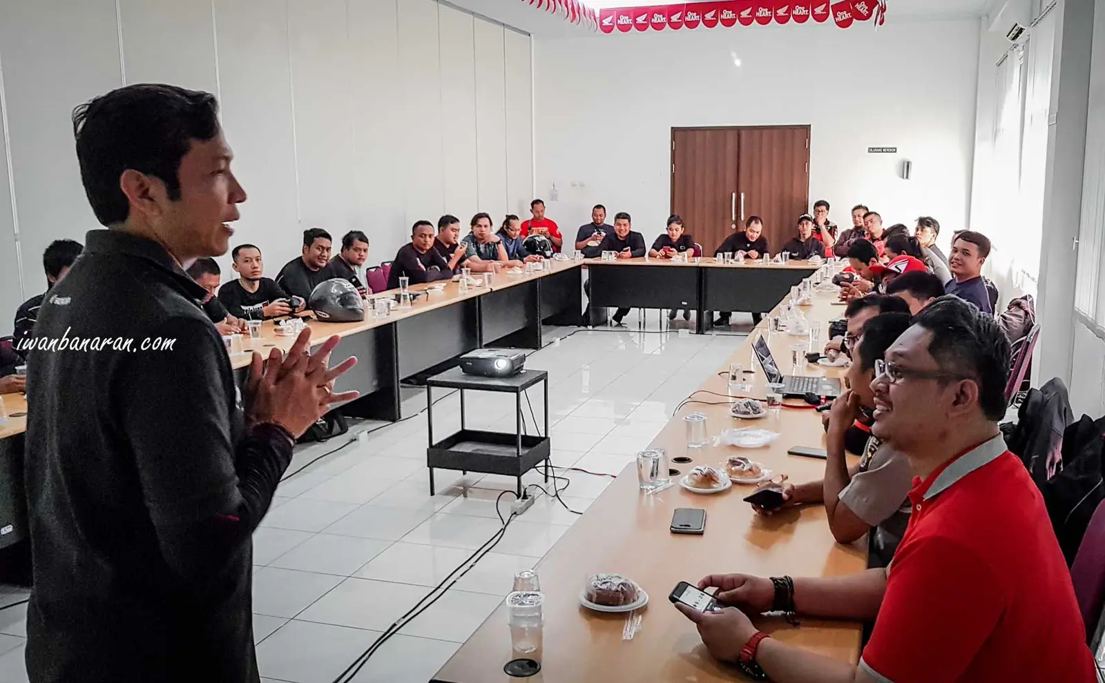 Turing Bloggers ke Tanjung Lesung nunggang Supra GTR dan CRF250 Rally