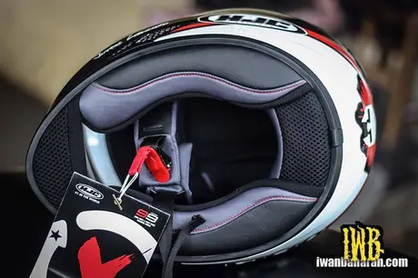 HJC Jorge Lorenzo Replica (14)
