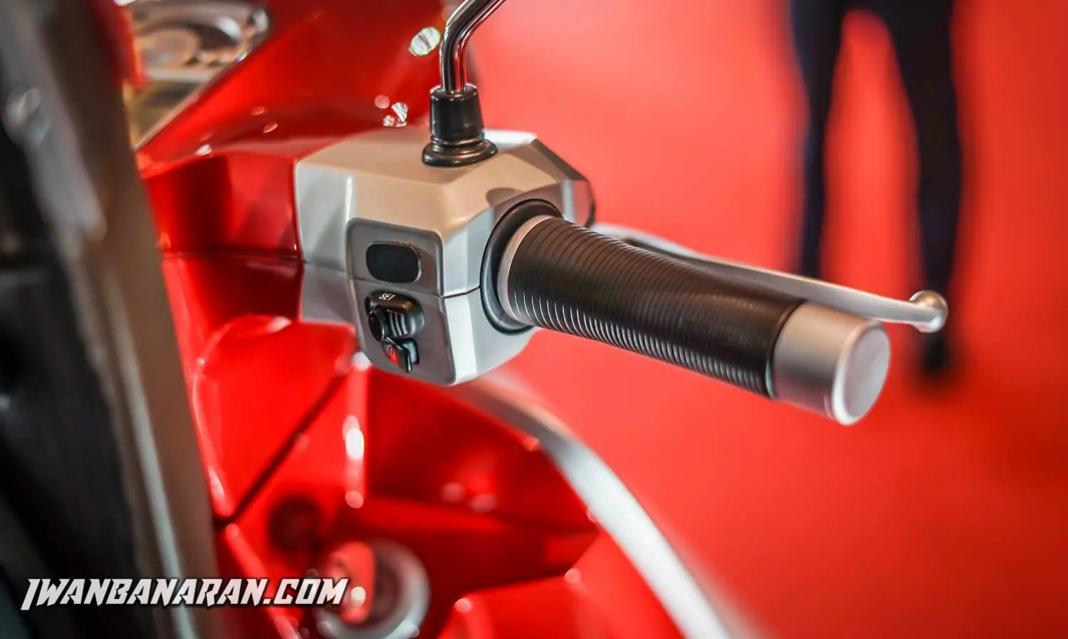 Pict Gallery : Terpesona merahnya Lambretta, finishing detilnya juozz