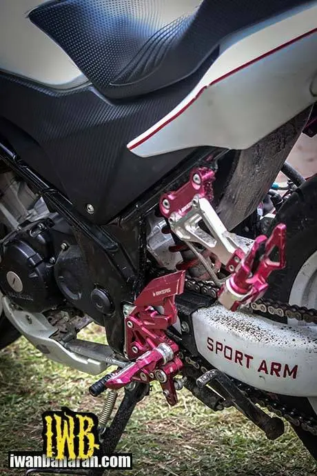 CB150
