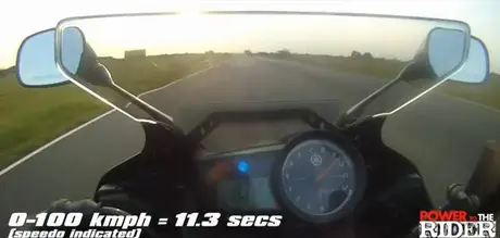 Screenshot_2 Yamaha R15 versi 2.0…accelerasi 0-60km/jam butuh 4.2 detik