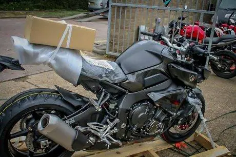 yamaha-mt10-11