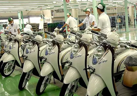 AHM_02 Penjualan Astra Honda Motor (AHM) pecahkan record dunia… —