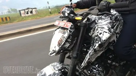 2017-ktm-duke-200-5