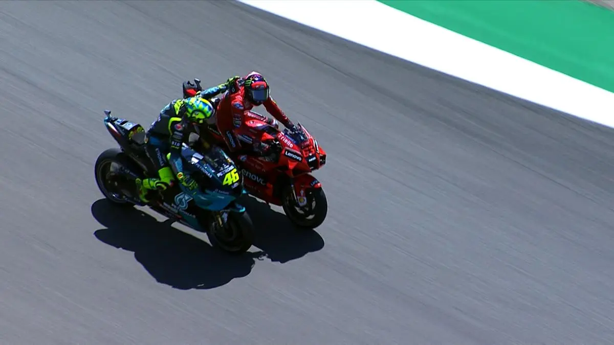 Valentino Rossi berniat menjadi tes Rider Motogp ?