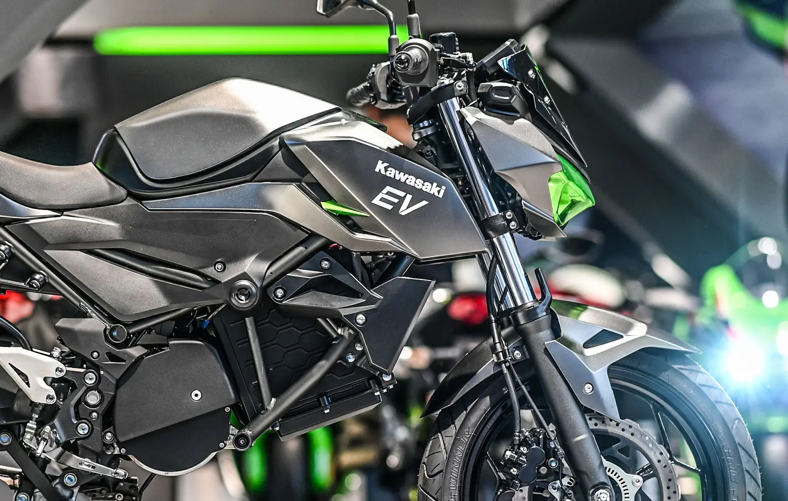 Breaking !! Kawasaki Resmi pamerkan EV Concept di Intermot Jerman, inikah pengganti Ninja ??