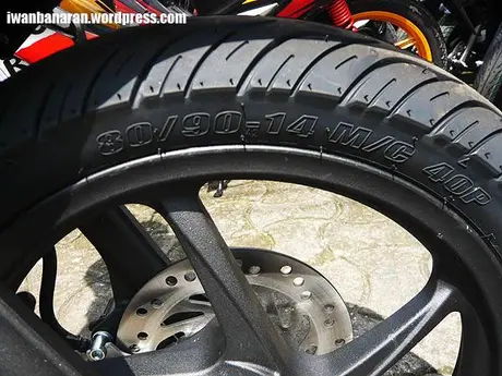 Penasaran gambar detil Honda Vario 125PGM-FI?. Monggo diintip… —