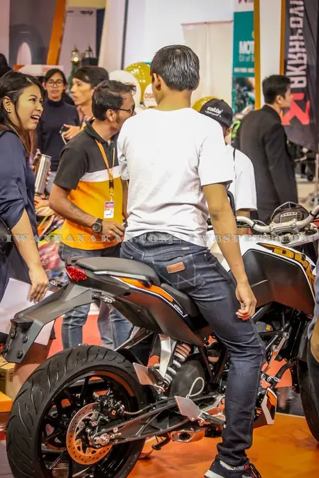 KTM Duke dan RC200 (34)