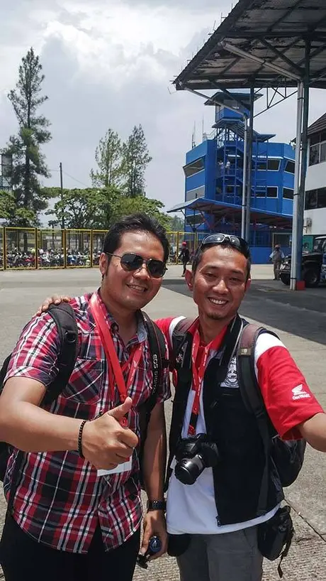 "Bersama pembaca warung diSentul (bro Aklinoor....suwun fotonya bro)"