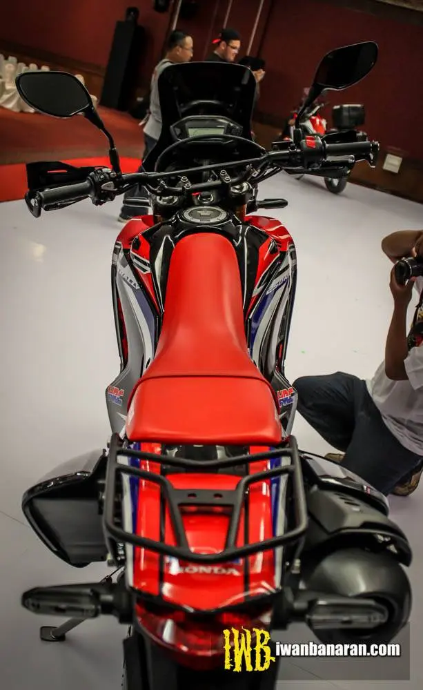 Mega gallery Honda new CRF250 Rally….USD Showa 43mm, kokoh tenan