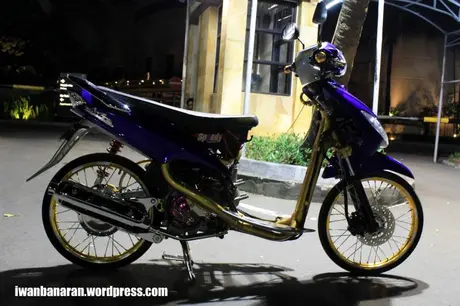 Modif telanjang Yamaha Mio. Sadis euy!…