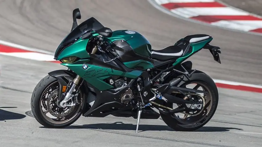BMW Rilis Superbike S1000RR Isle of Man Edition, motor sadiss neh !!!