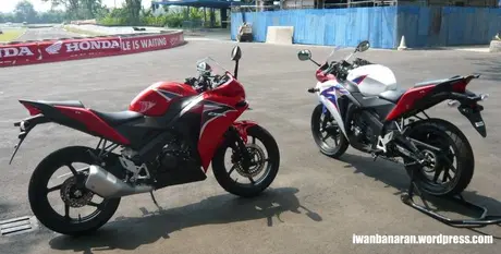 Kumpulan foto-foto CBR150r hasil jepretan diSentul….