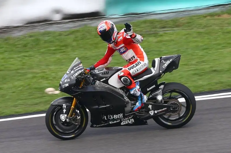 Tercepat di Sepang, Rossi bersyukur Casey Stoner tidak ikut balapan musim ini….