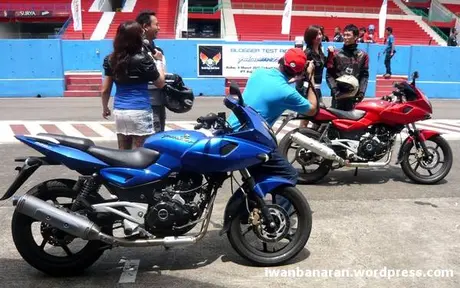 Pulsar 220 laku 1000unit perbulan! woowww…