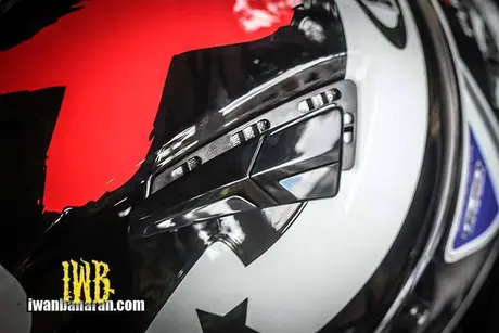 HJC Jorge Lorenzo Replica (21)