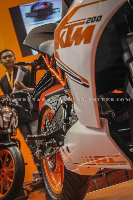 KTM Duke dan RC200 (38)