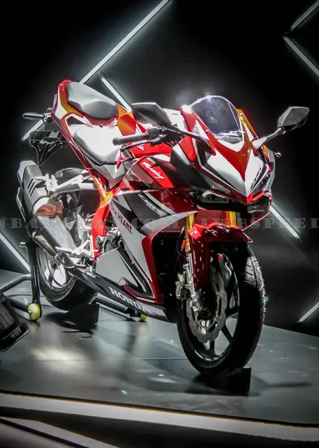 Honda all new CBR250RR 2017 (40)