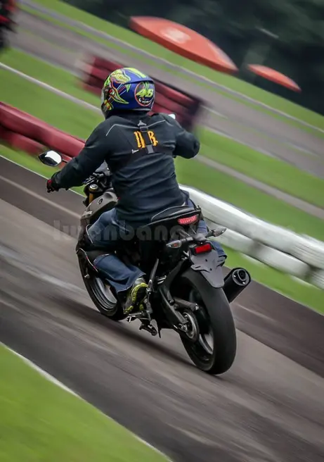yamaha xabre-iwb test (2)