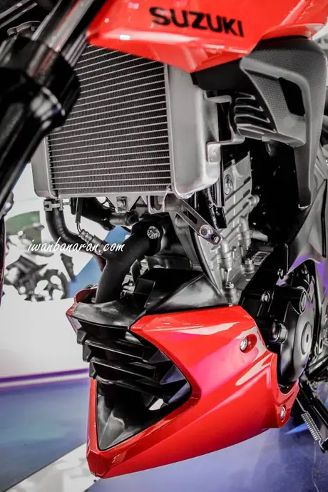 Geger…Suzuki pasang promo new GSX-R150 diangka 27,9 juta & GSX-S150 hanya 23,9 juta. Kenthirrrrr ki !….