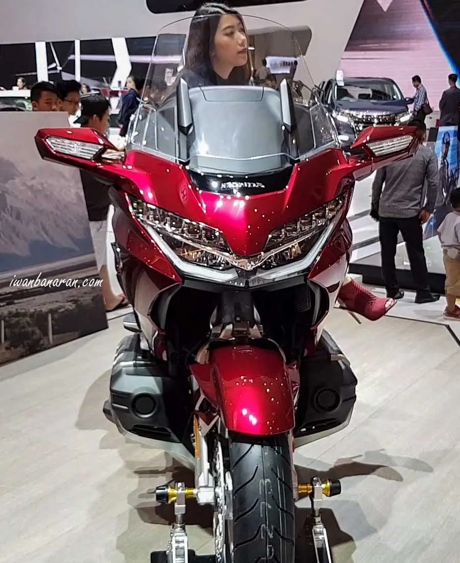 Mega gallery Honda Gold Wing 2018, motor seharga 1 Milyarrrrr