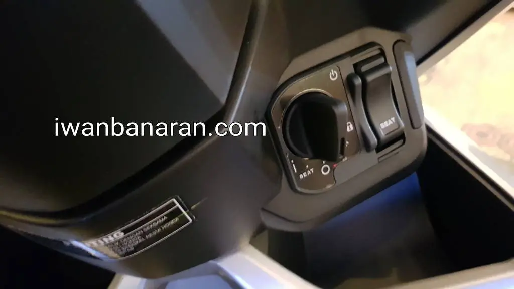 Sekilas Mega gallery dan spesifikasi Honda new Vario 125/150