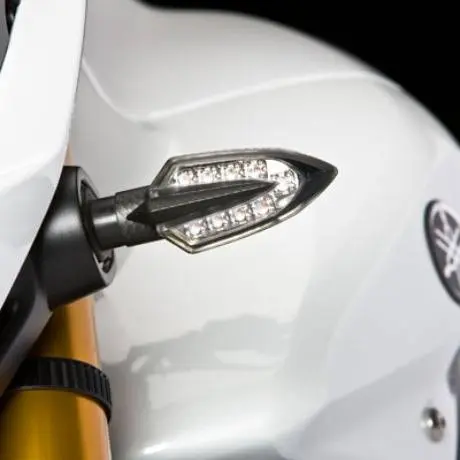 Yamaha Eropa menyediakan accesories untuk YZF R-125. Hhmm — boleh nih dicontoh pabrikan lokal…