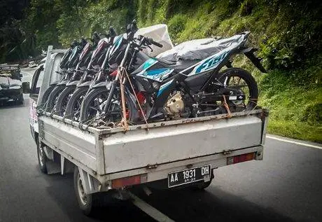 Suzuki Satria FU injeksi ternyata sudah distribusi secara serentak di Pulau Jawa