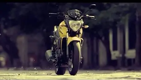 TVC new colour Yamaha FZ-S kerennnnn… —