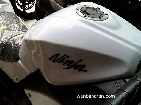 Kawasaki Ninja 250 FI……jebule komponen part fisik banyak yang berubah
