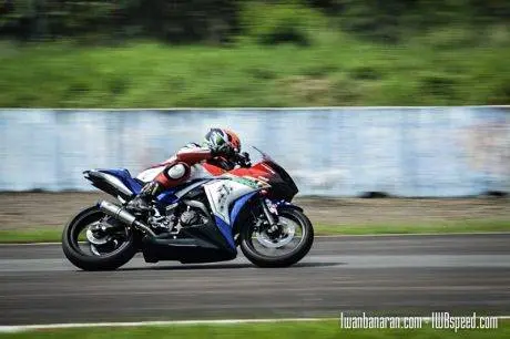 yamaha sunday race-10