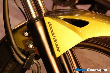 Honda-CB-Trigger-Combi-Brake