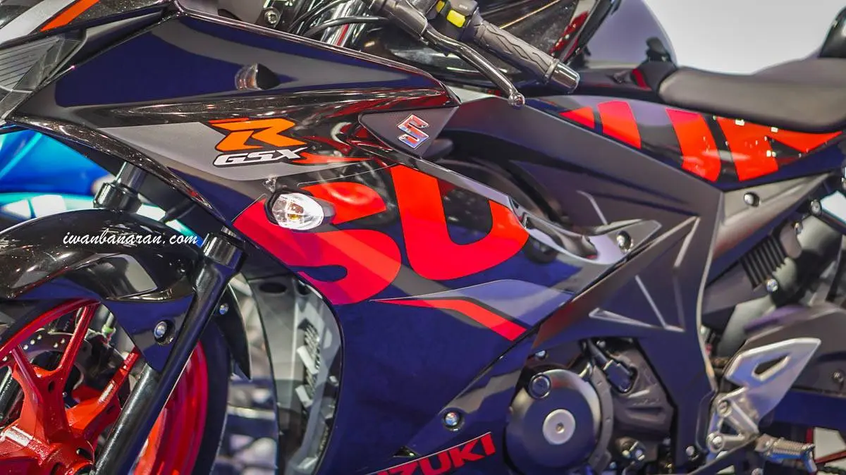 Mega gallery Suzuki new GSX-R150 warna 2018, warna putih hilang