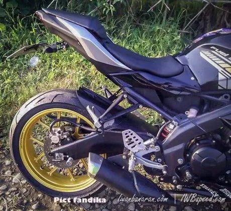 Yamaha Vixion modif buntut RR mono (6)