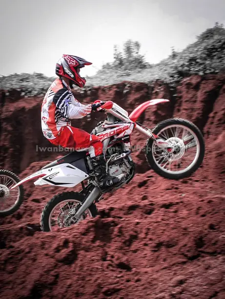 viar_cross X250SE (9)